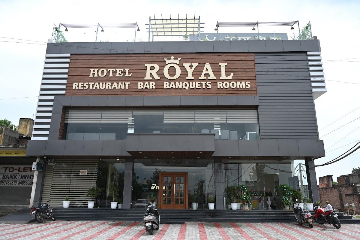 Hotel ROYAL Restaurant Bar Banquet Rooms
