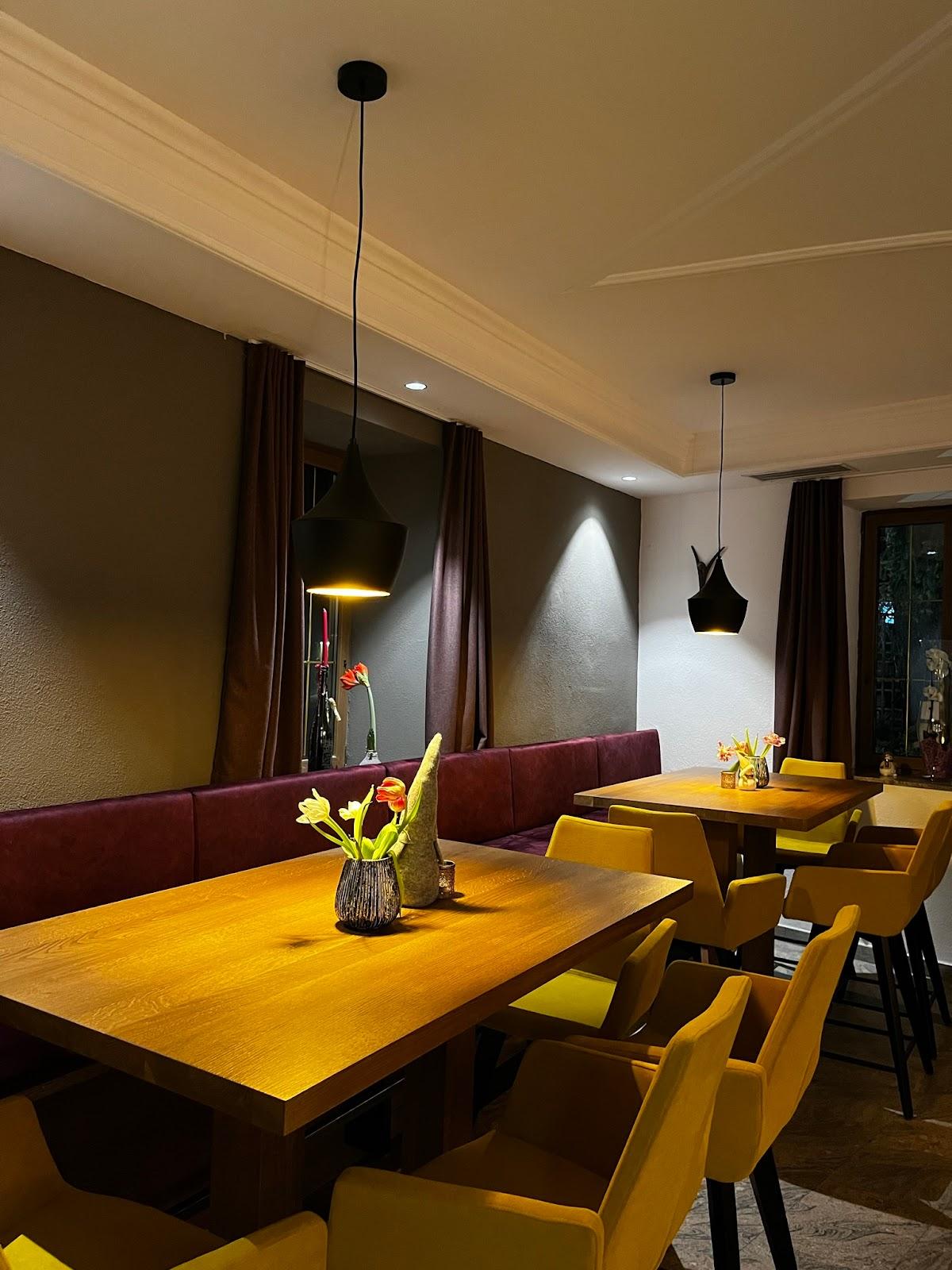 arbor's wine & bistro