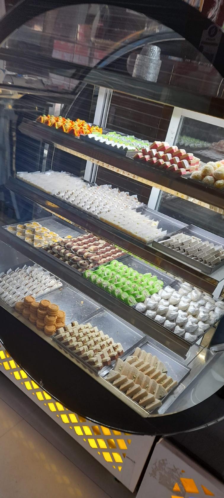 Gajraj Sweets