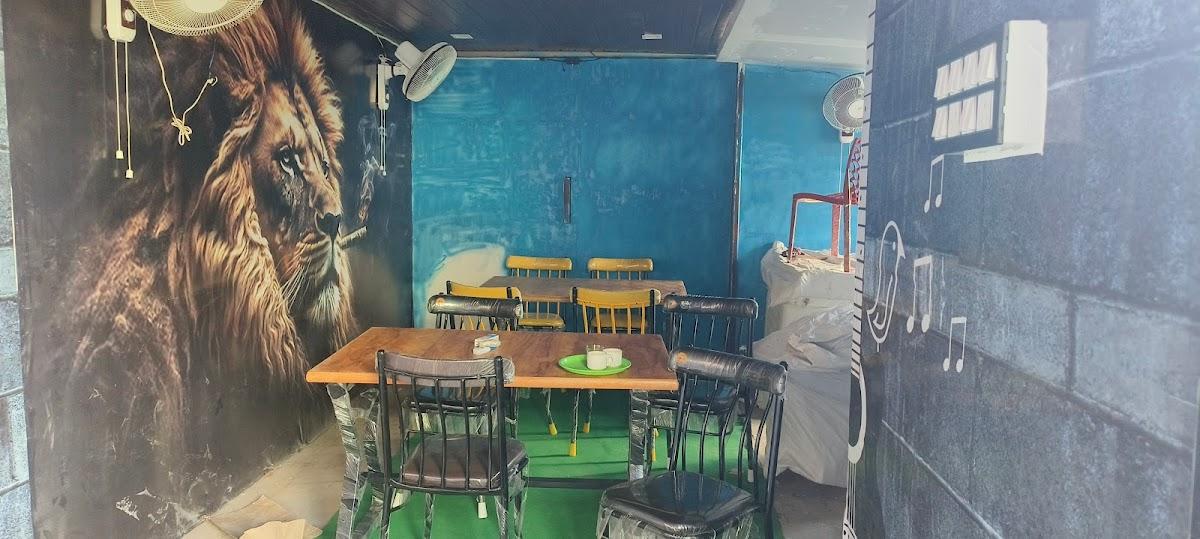 Vip container cafe & restaurant