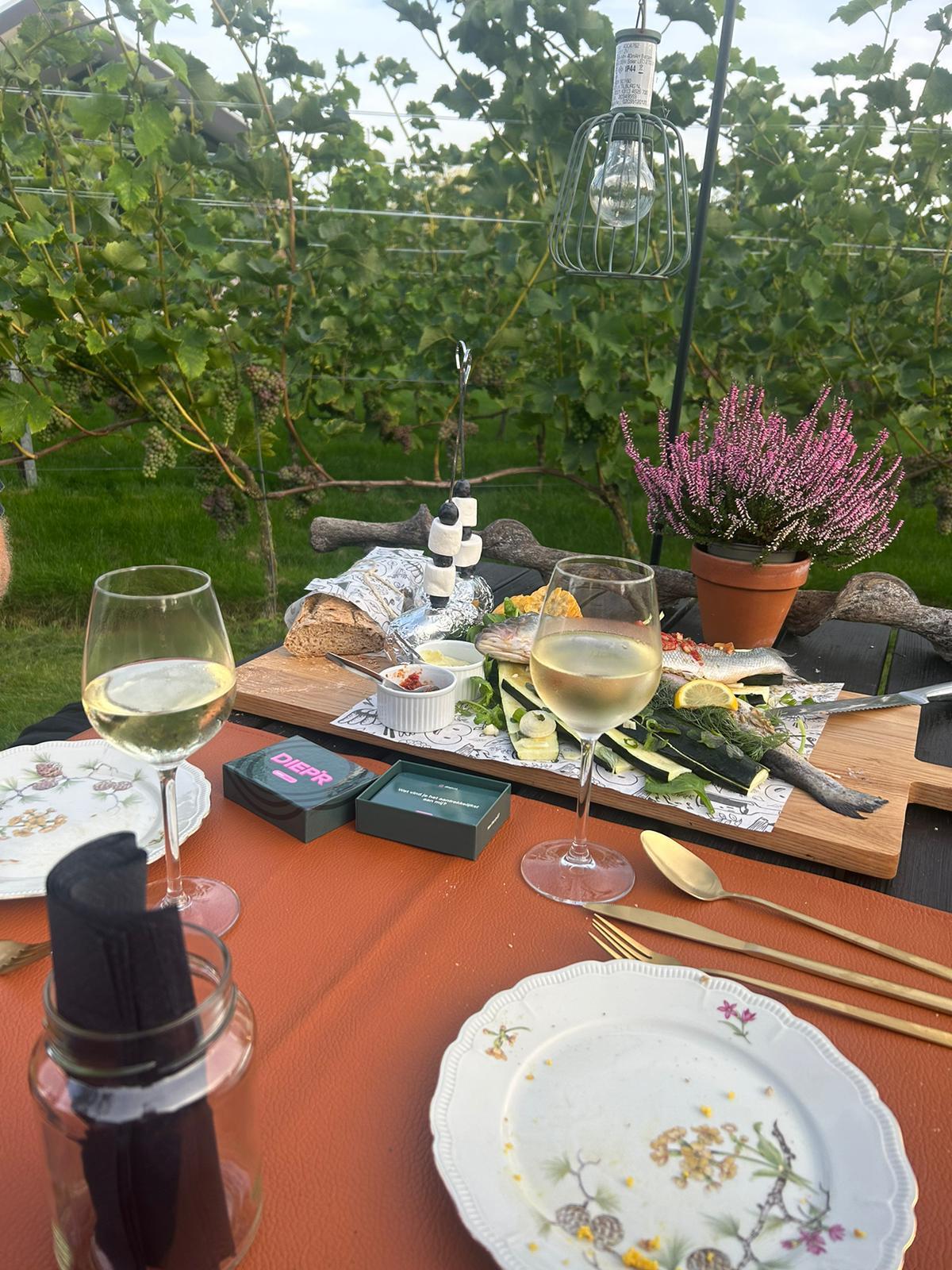 B&B Lcbt (Life Contains Beautiful Things)