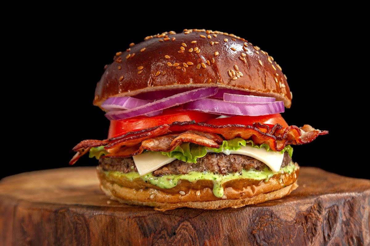 Don Burgone - Open Mall Hamburgueria