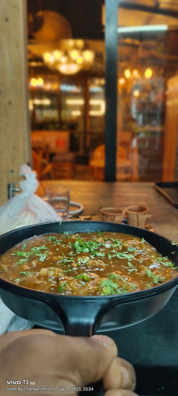 Goodluck Maggie Point & Cafe