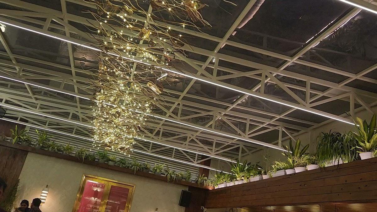 LIV - EATERY AND BAR