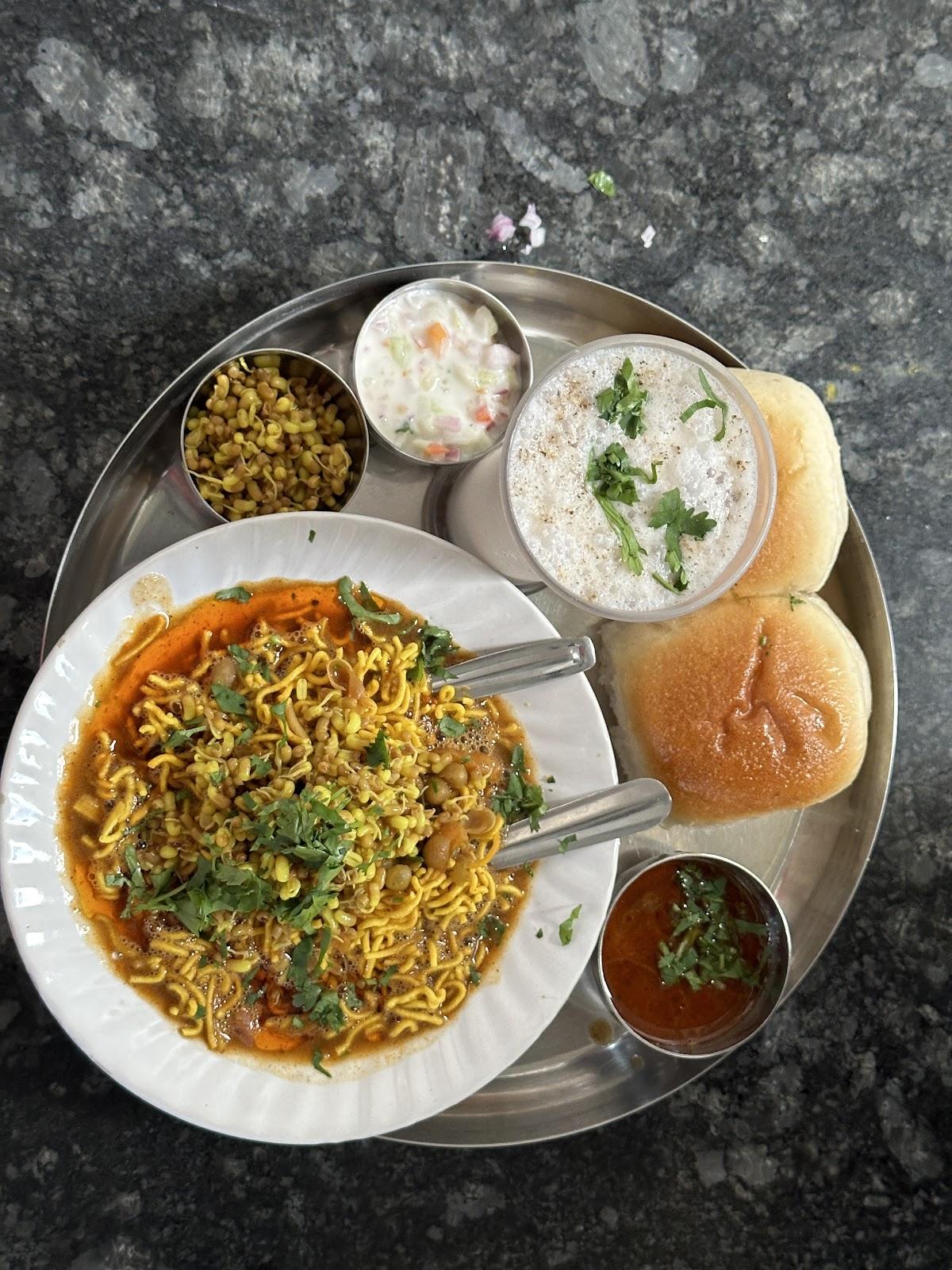 Pansare misal Best snacks centre