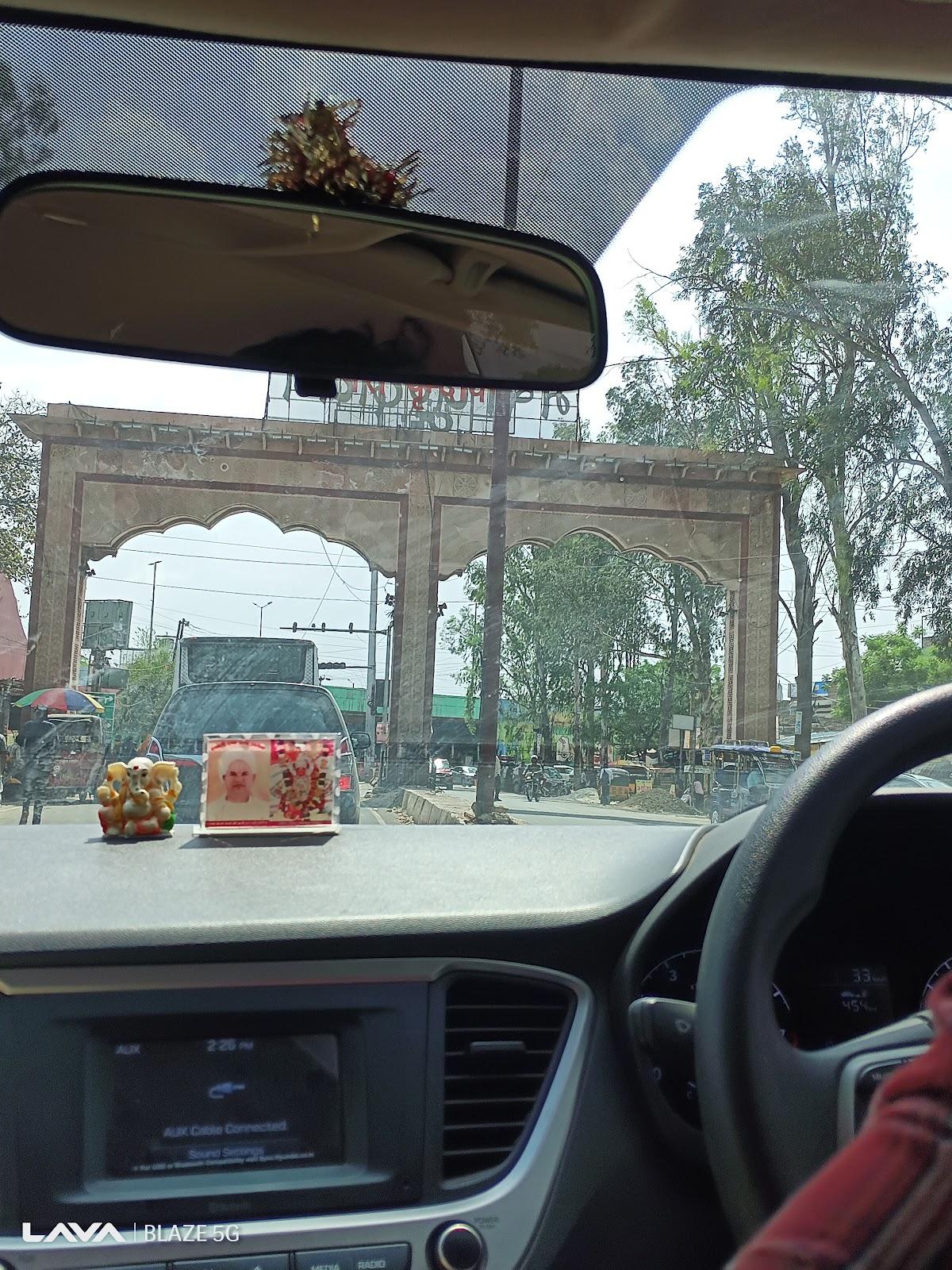 Shri Banke Bihari Ji Shudh Shakahari Bhojnalaya