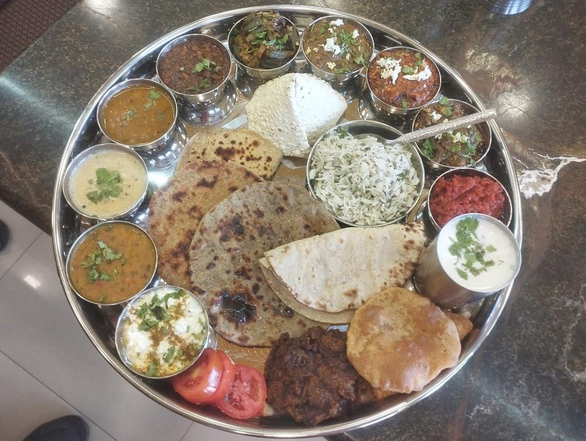 Shri Maruti Nandan Restaurant