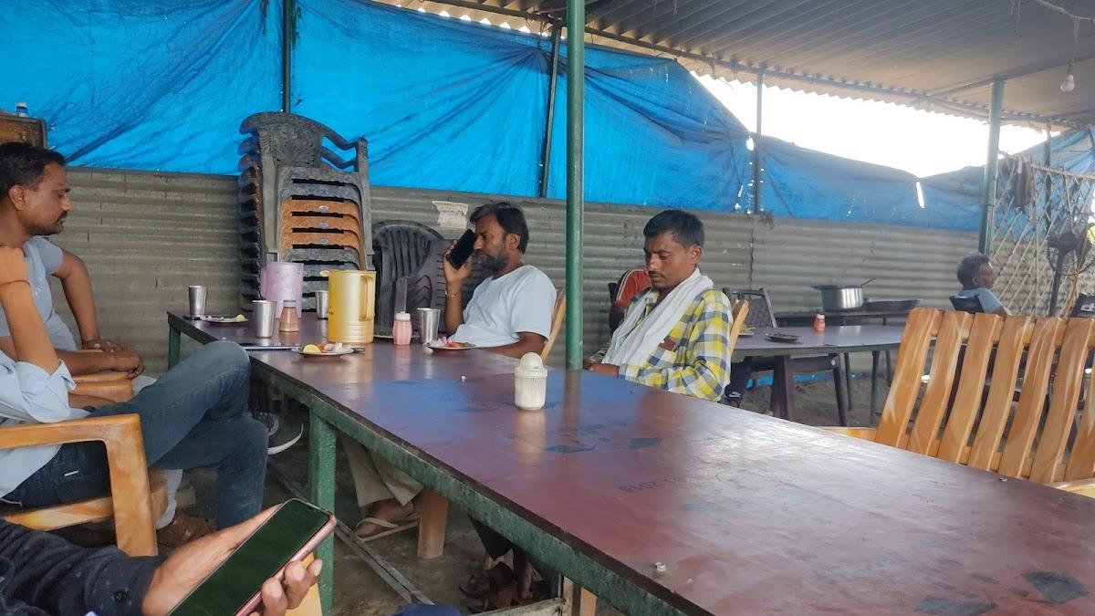 चौधरी होटल