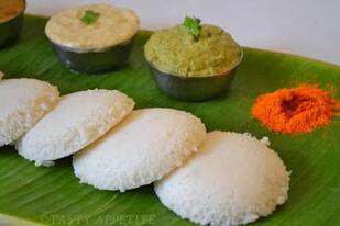 velmurugan tiffin centre