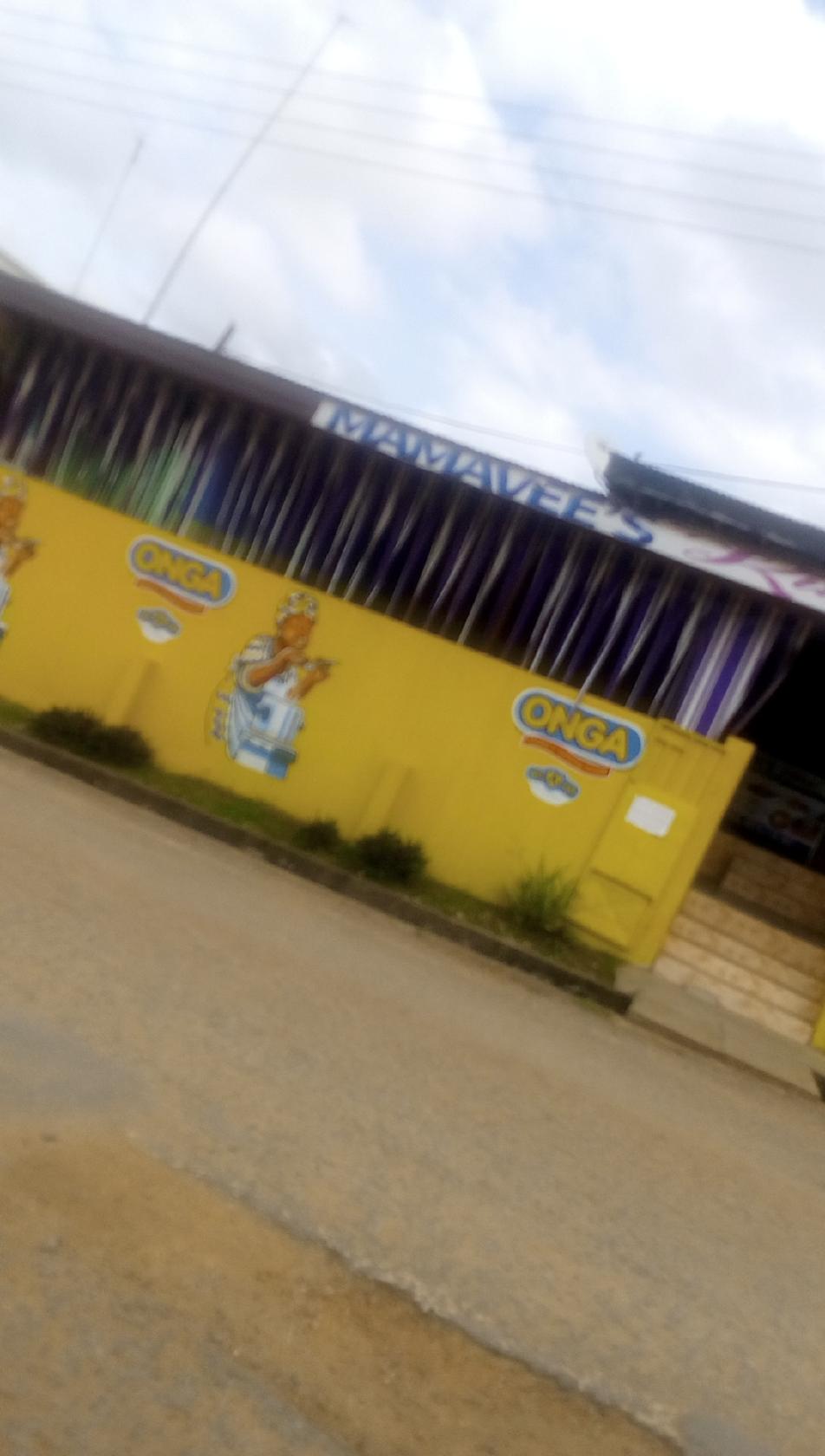 MAMA VEE'S KITCHEN