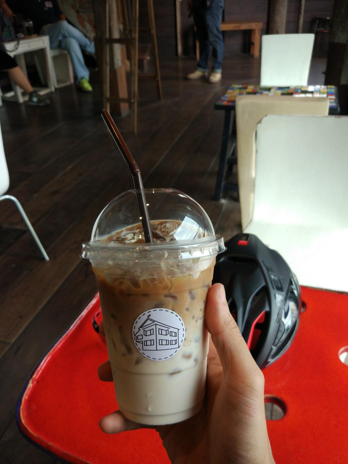 d Kunst Art space and cafe