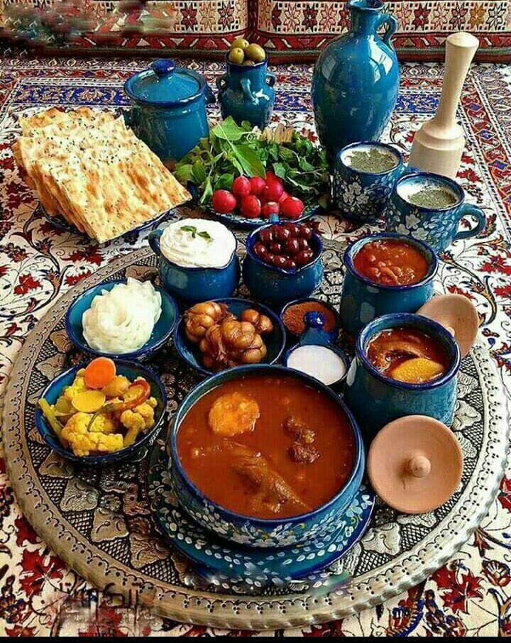سفره خانه ی سنتی تاملی