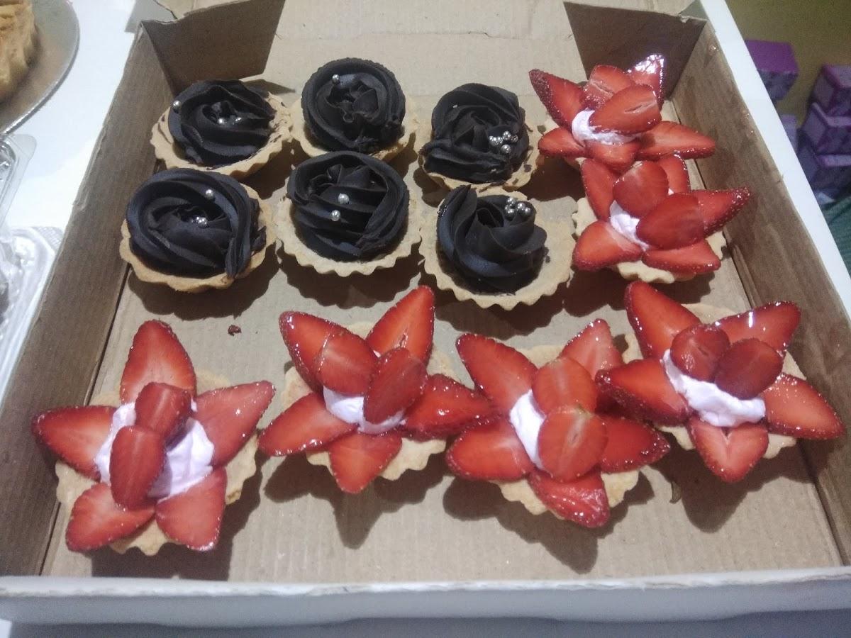 Anuraag's Cafe & Live Bakery