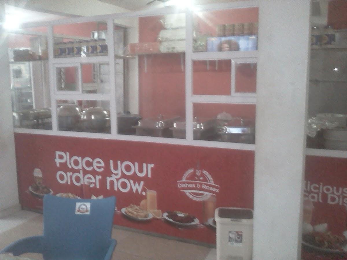 Dishes N Roses Catering Service
