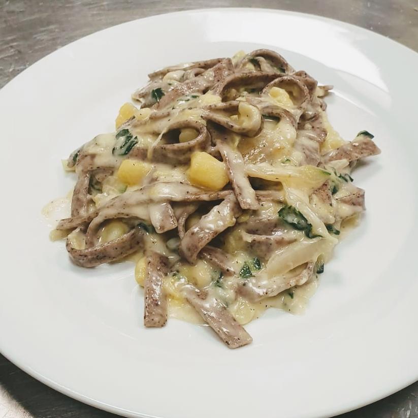 Ristorante Pizzeria Replay