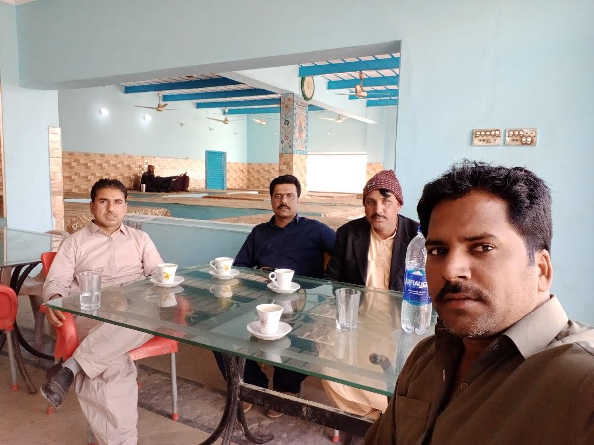 Saino chachr &New malik restaurant