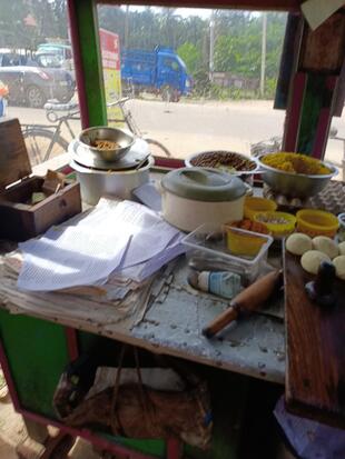 Maa Bipodnashini hotel