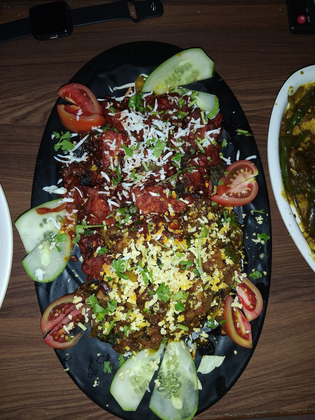 Hotel Sanman Family Restaurant & Bar