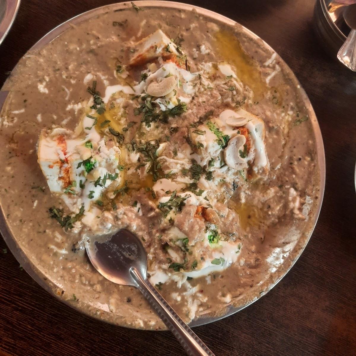 दक्ष फैमिली ढाबा