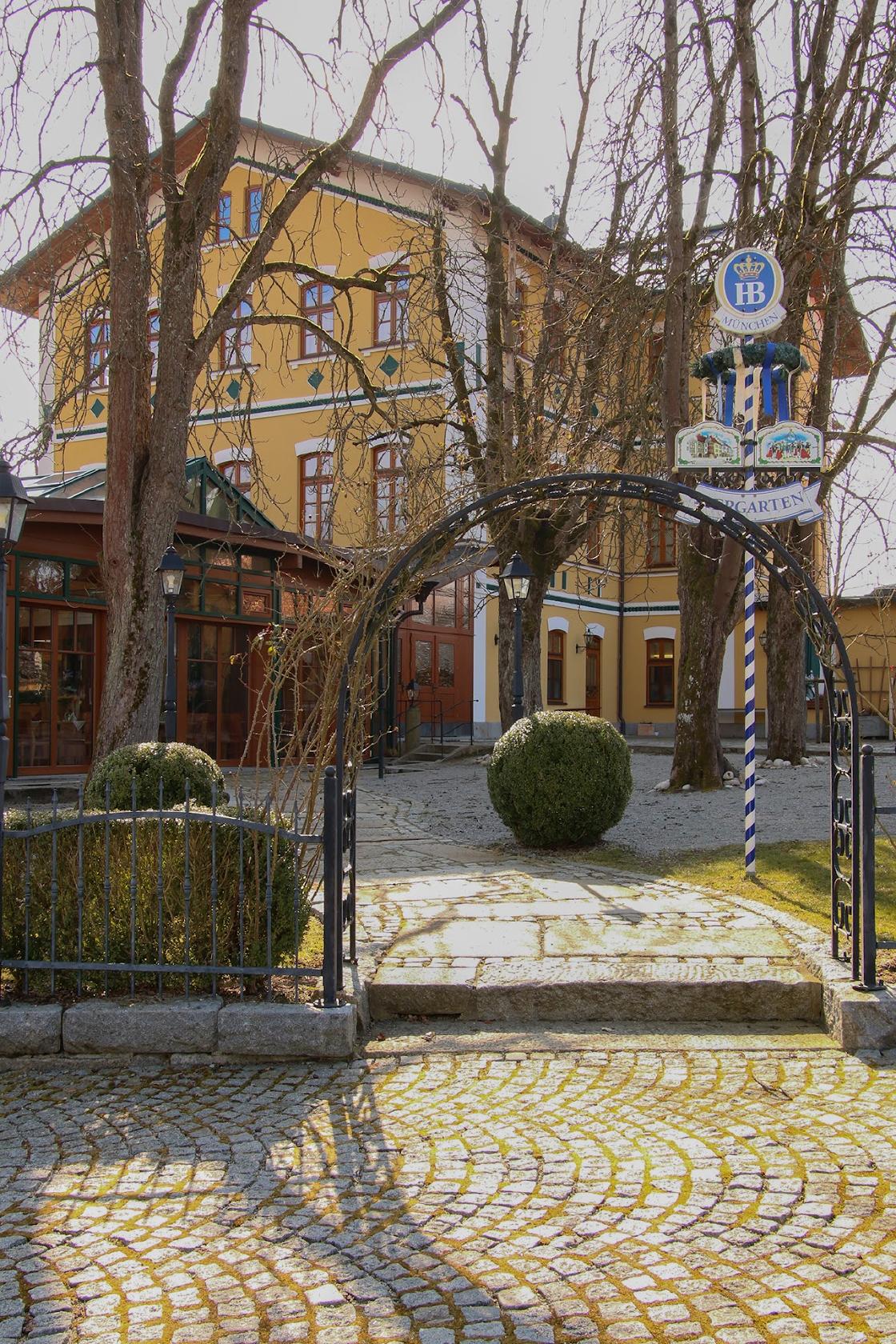 Hotel & Restaurant Waldschloss