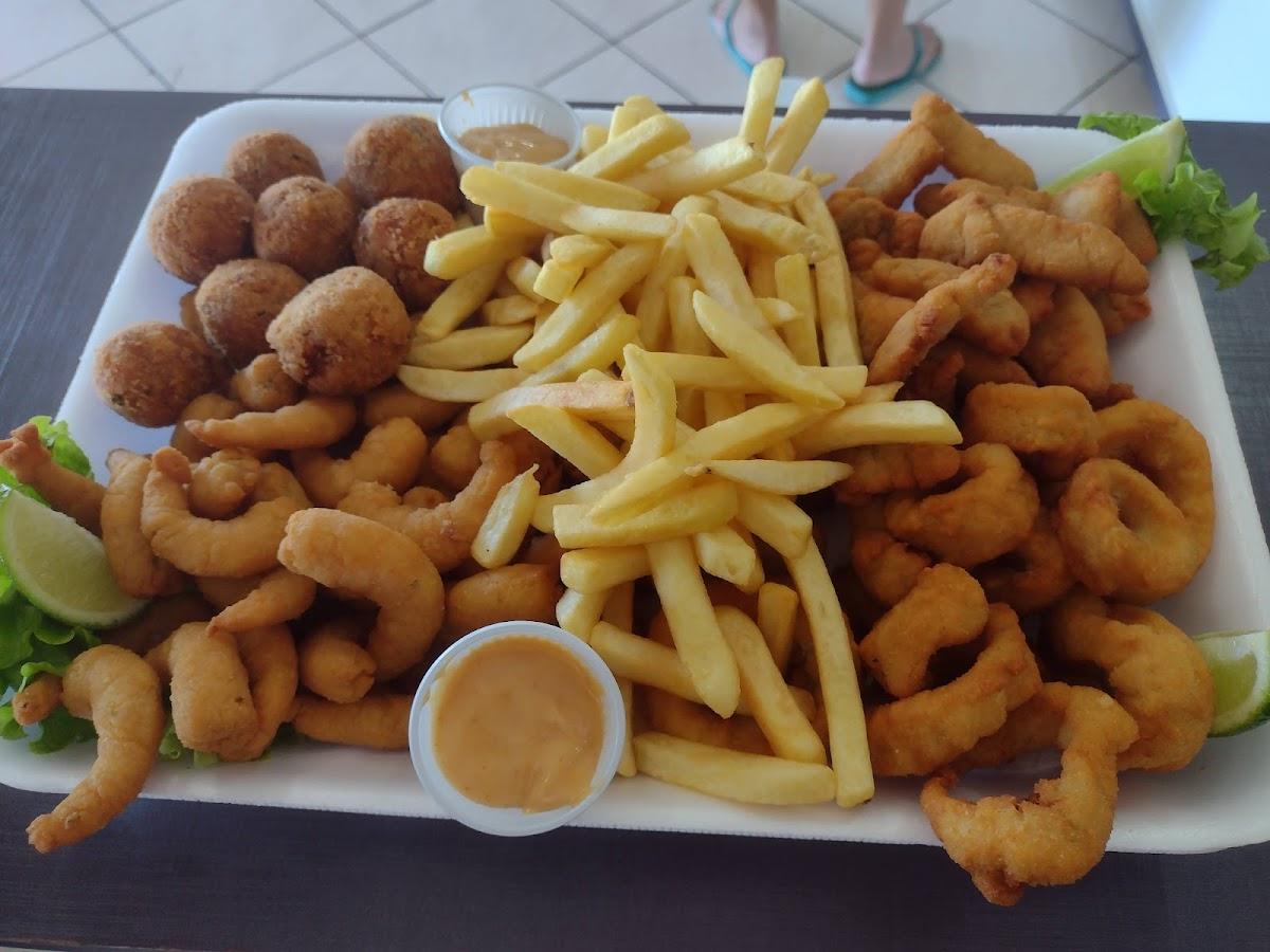 Restaurante do Timba Petiscaria na Meia Praia