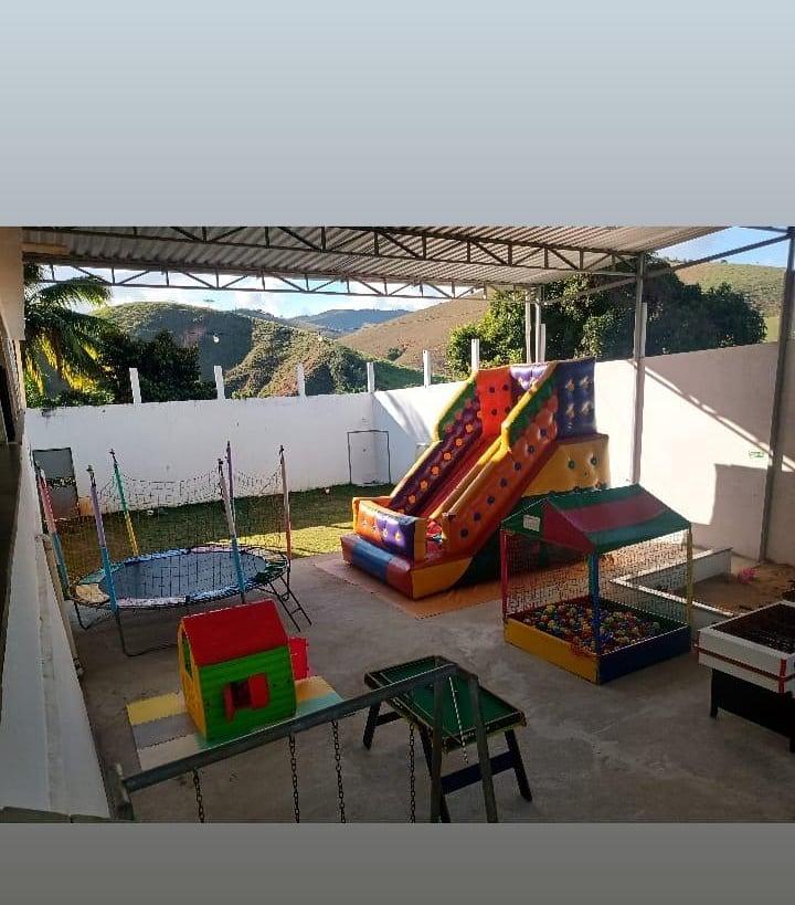 ESPAÇO LA FESTAS