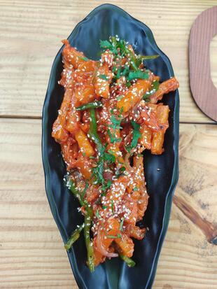 The Jungle Feast Cafe