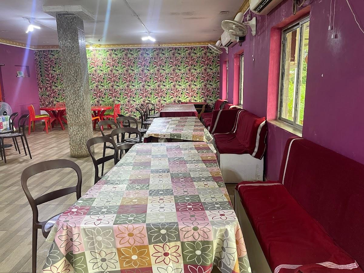 Anand Misthan & Family Resturant