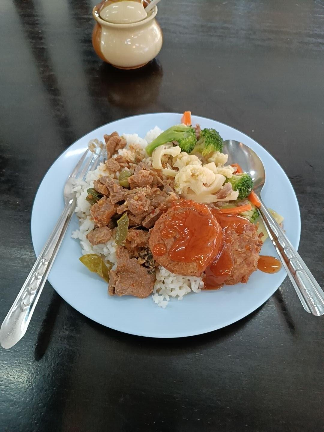ข้าวต้มปลา-กระเพาะหมู