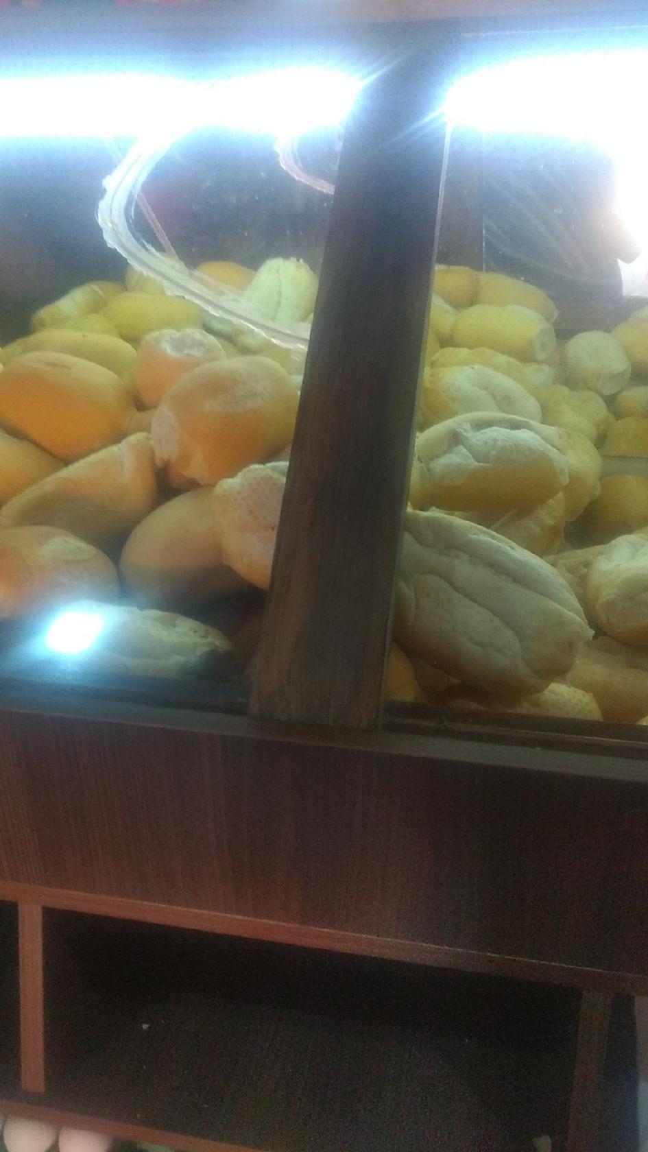 Roland pães e conveniências