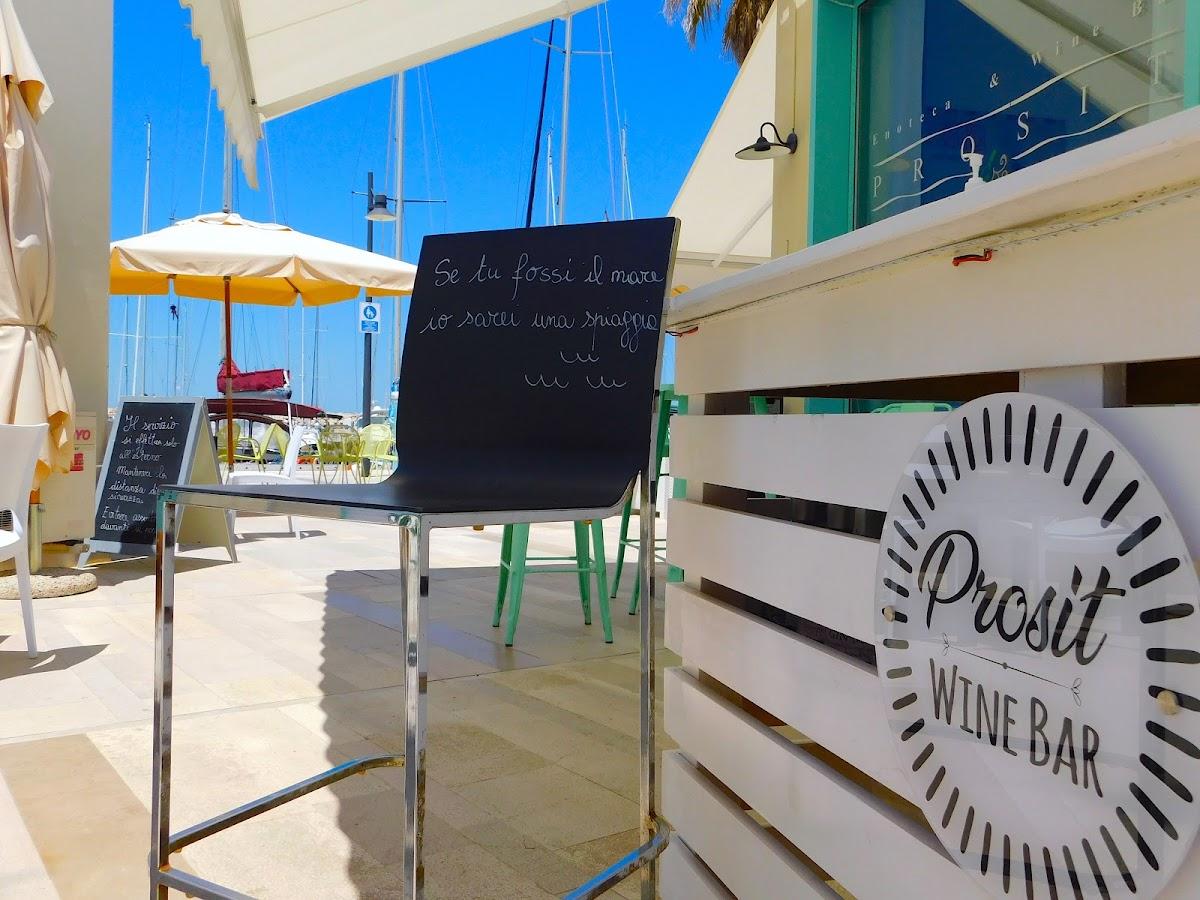 Prosit Cocktail & Wine Bar