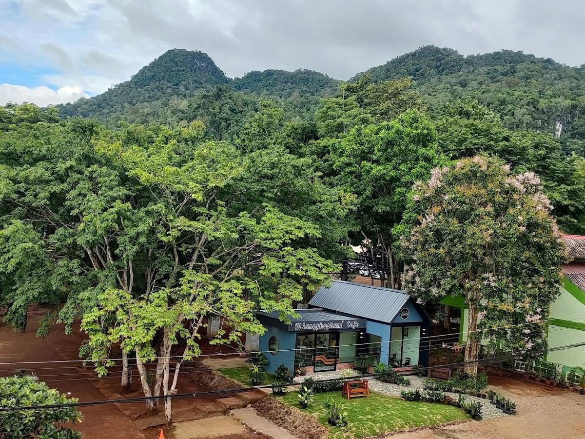 Khiangphaphum Cafe