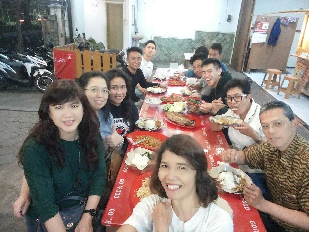 PUJASERA WARUNG MK 2