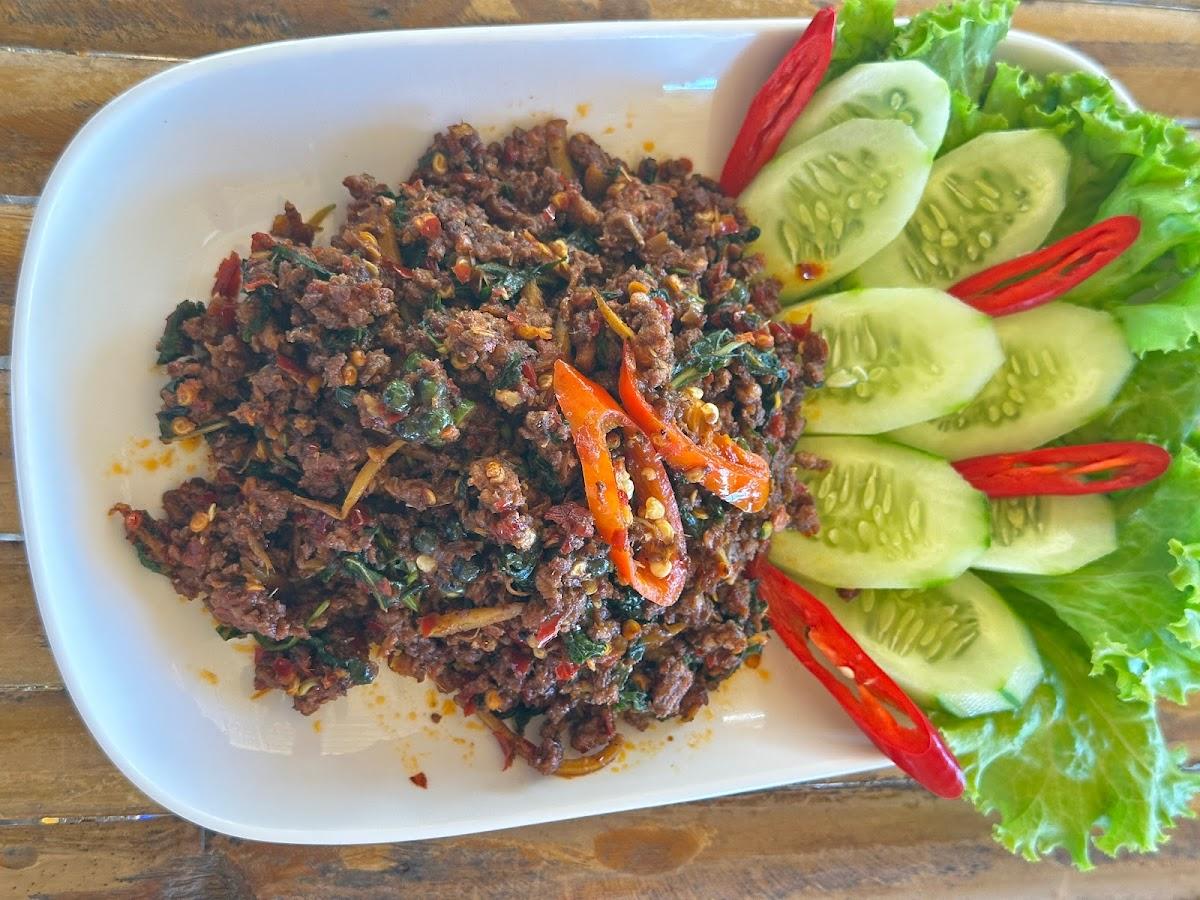 ร้านพริกแกงขมุอาหารป่า
