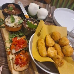 O'Scemo trattoria napolegna