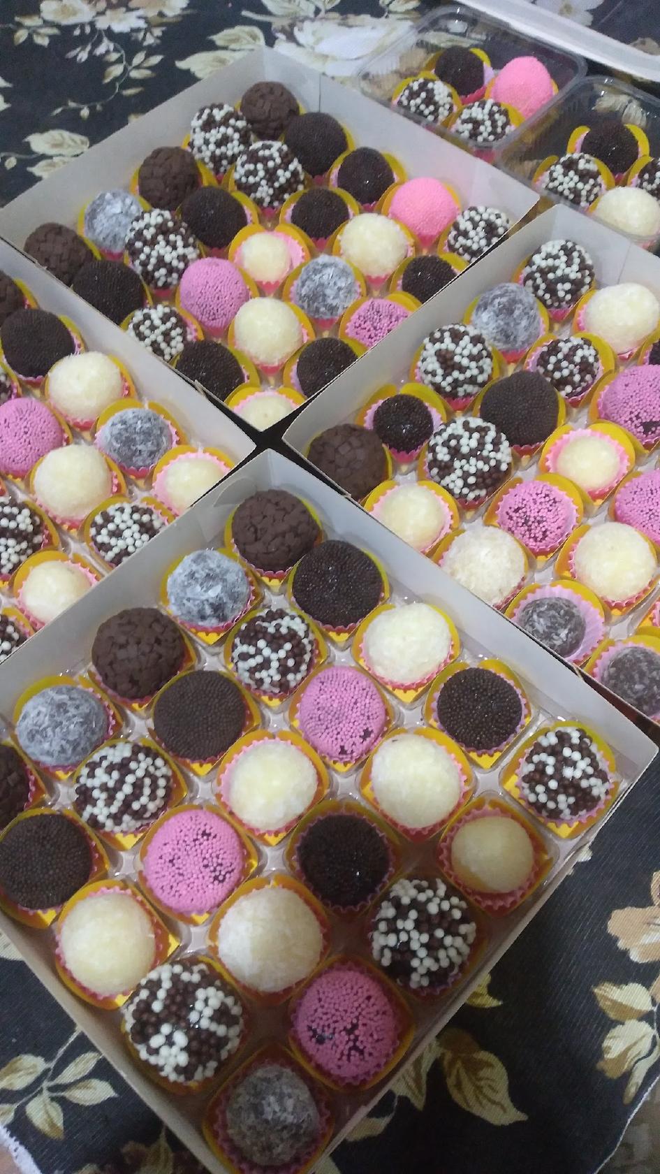 Brigadeiros Gourmet AlyneMartins