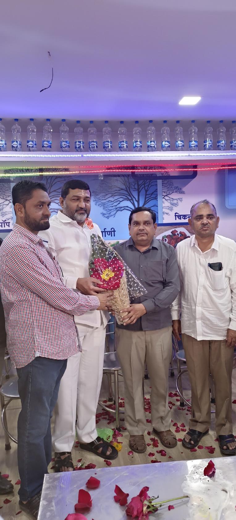 Dosti Chicken Biryani Loha