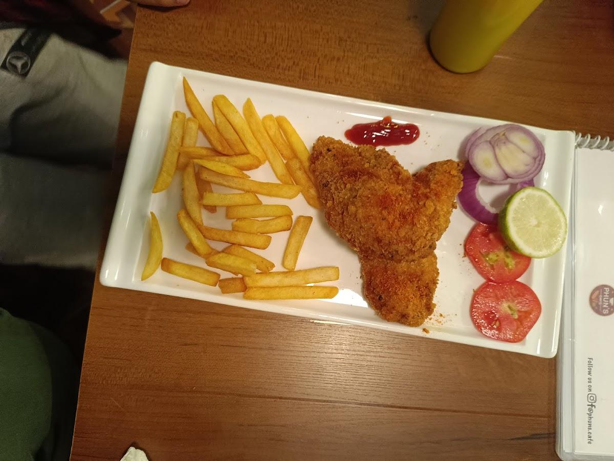 Phun’s Cafe Bomdila