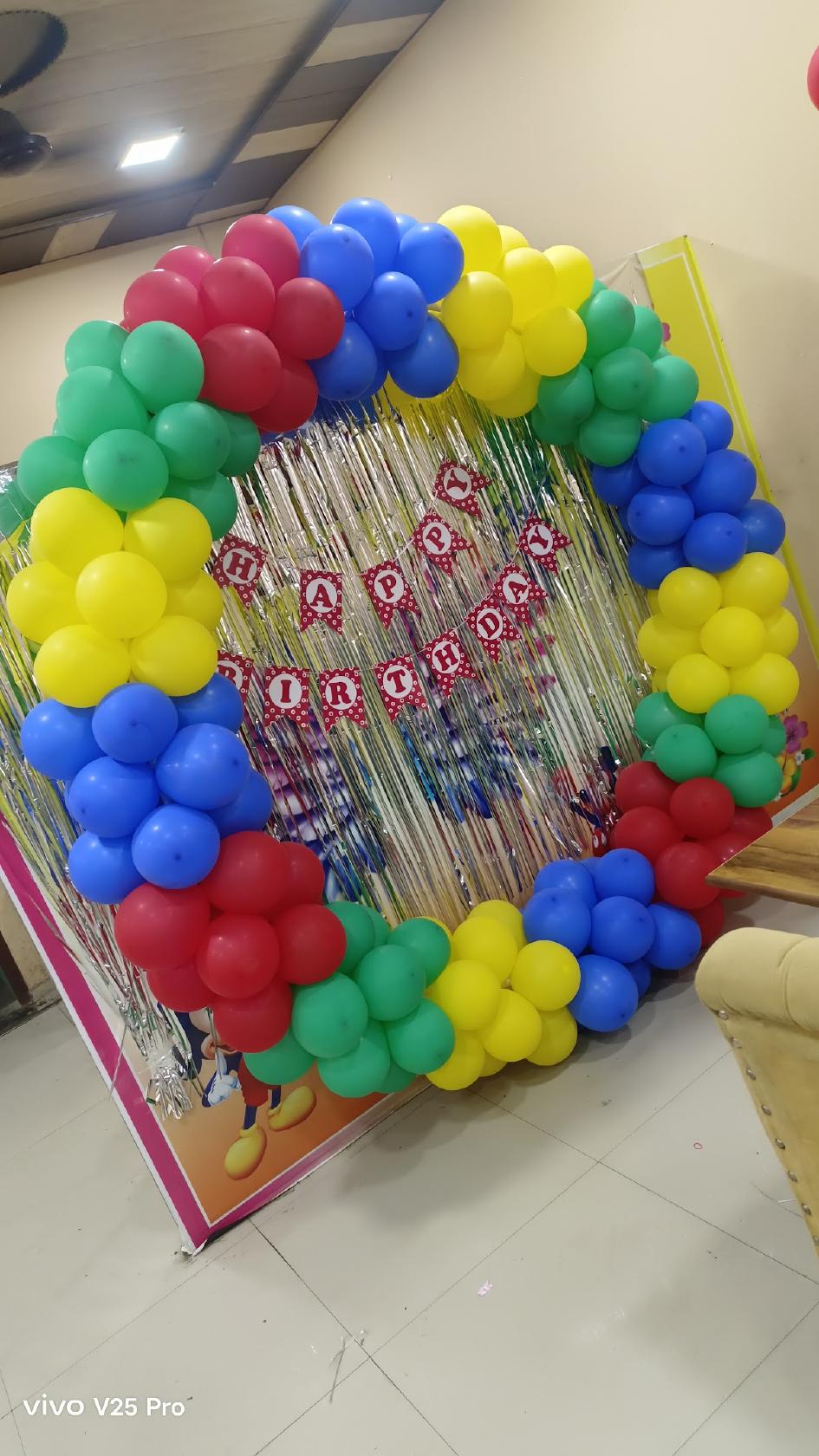 THE CROWN RESTAURENT