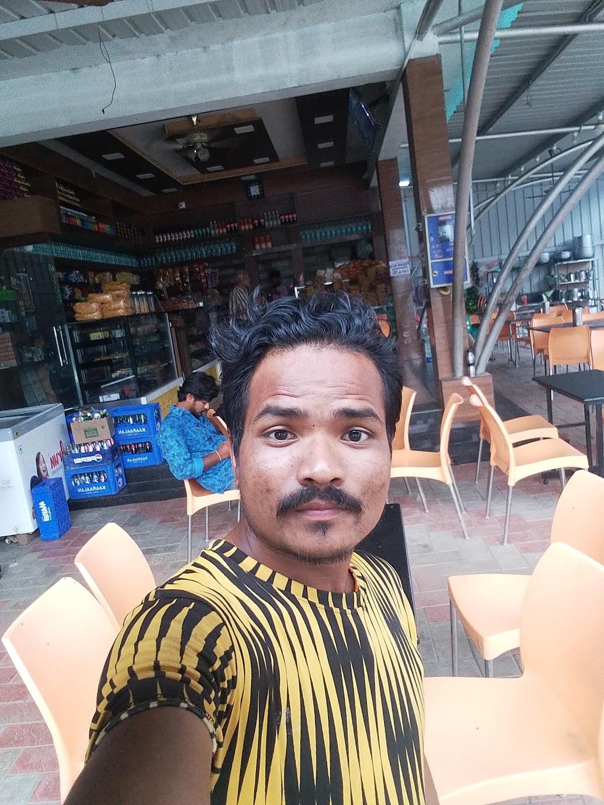 AMIRTHAM MESS & AADHAV BAKES