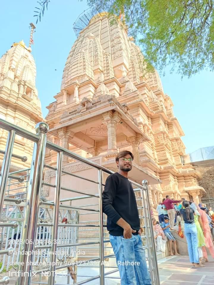 THE CDH CAFE( CHAAT DI HATTI)