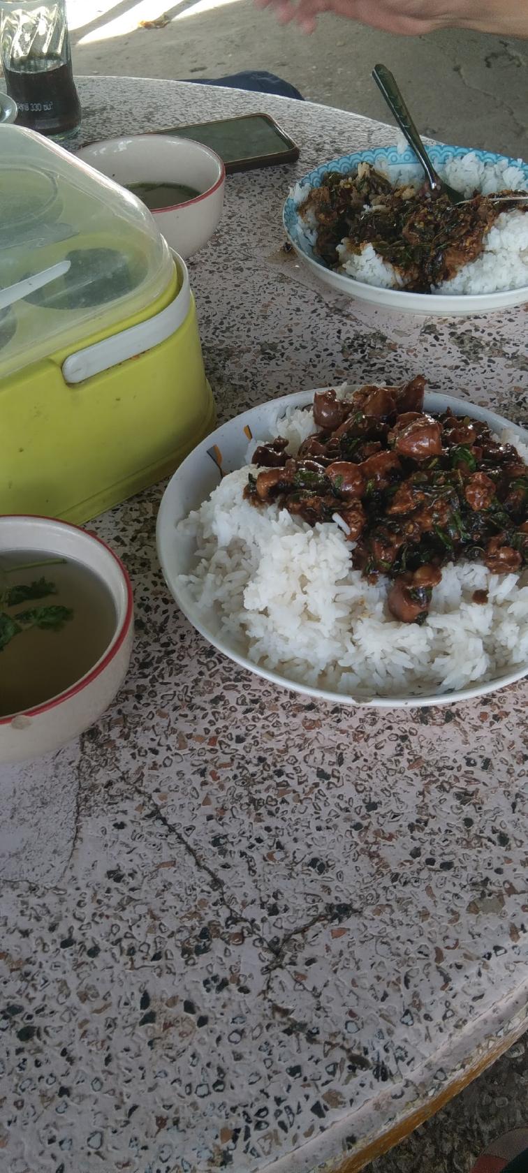 ร้านอิ่มพุงกาง (ร้านป้าณี)