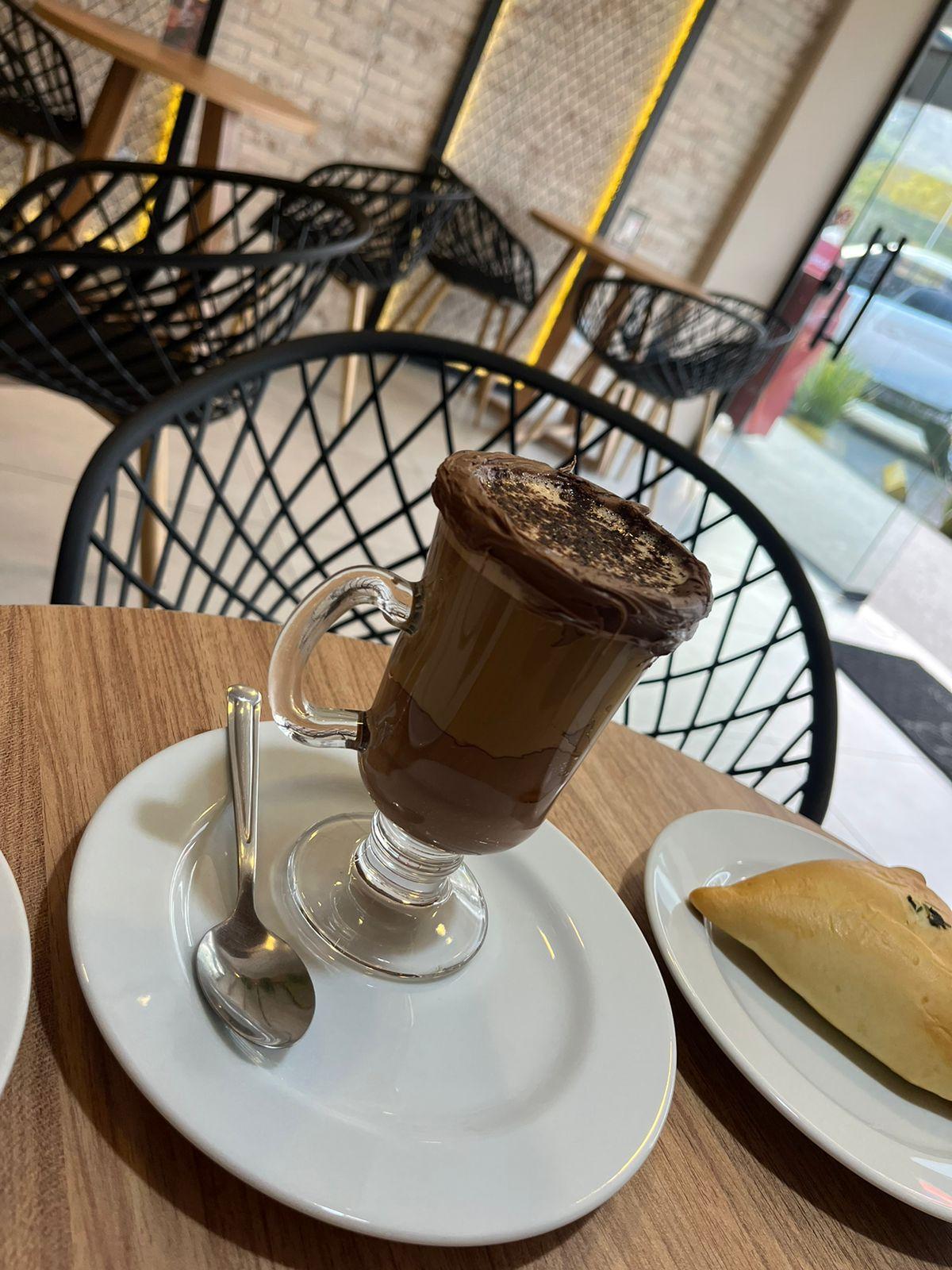 Coffee & Business Cafeteria