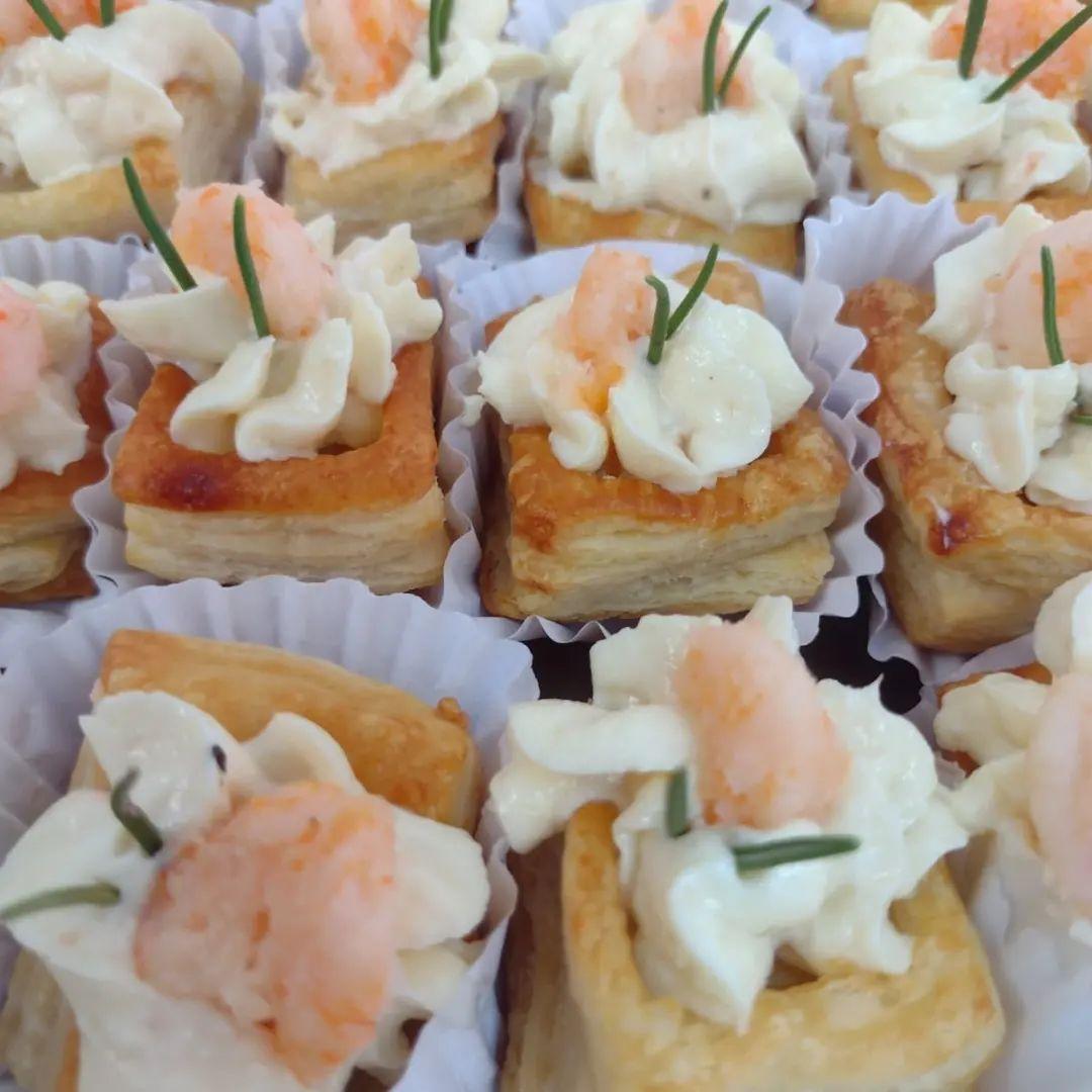 Jaque Cardoso Eventos - Tortas, Doces e Salgados Canoas