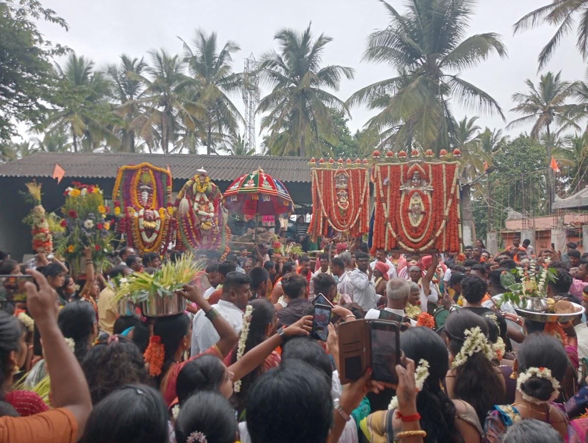 Savitha S B Dinesh Hotel