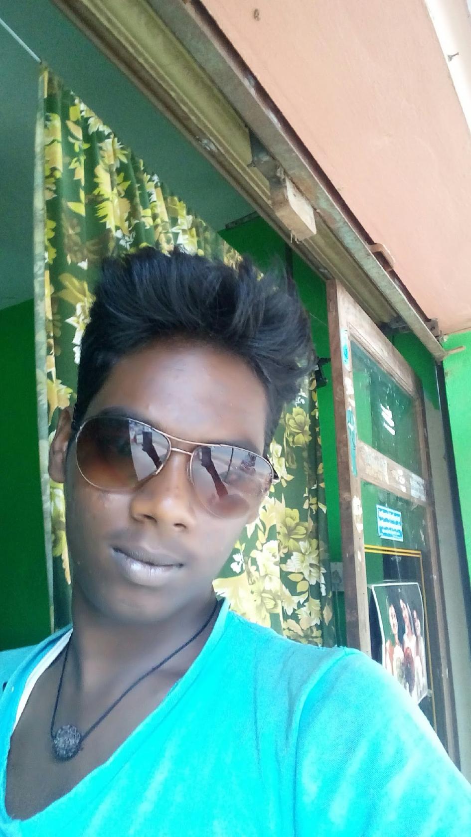 M M K.chicken centre