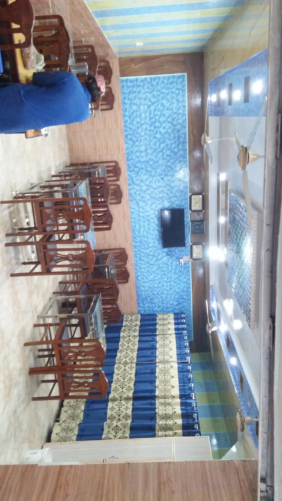 Cafe Riaz Hotel