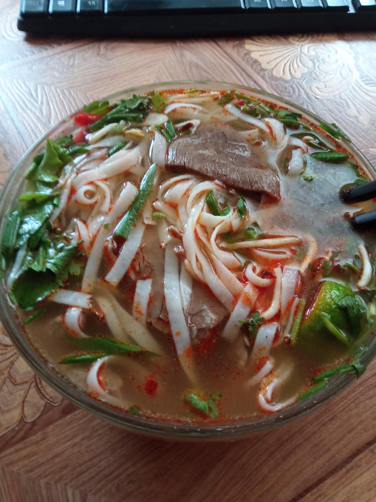 Fo Bo Tom Yam