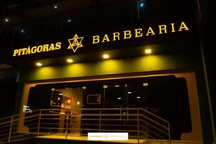 Pitágoras Barbearia