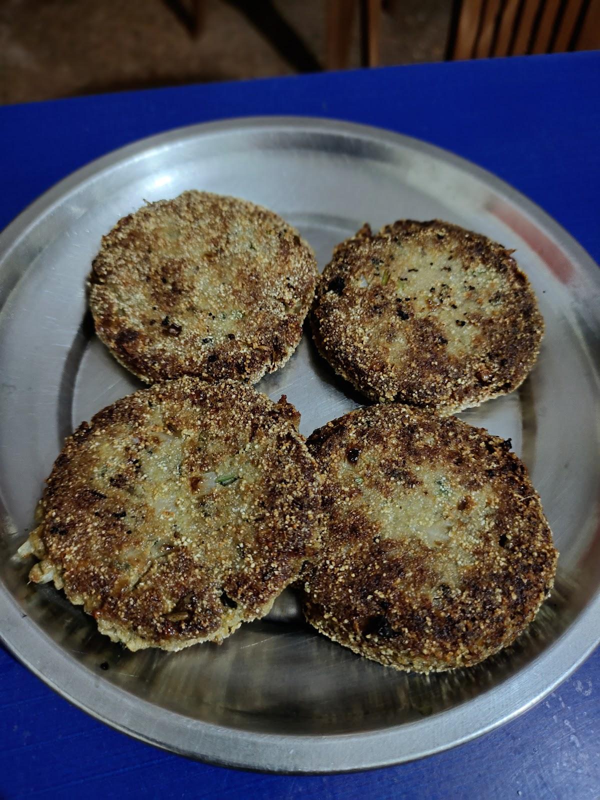 Franky's Bar n Restaurant